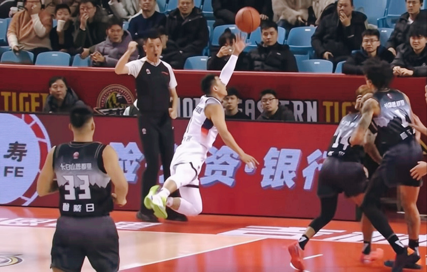 c7娱乐官网-虎口拔牙！克里斯缺阵，山东男篮强势逆转：高诗岩3记3分鼎定乾坤