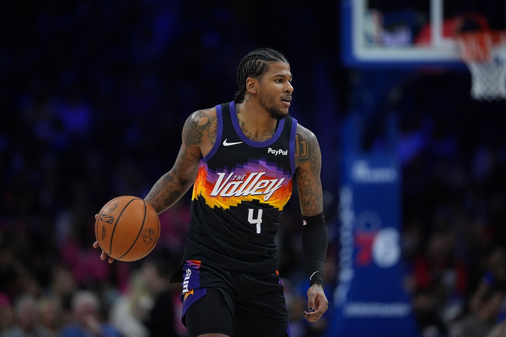 c7娱乐官网-场均11.8分1.8板！太阳迎战热火 杰伦·格林因右腿筋伤病管理缺阵